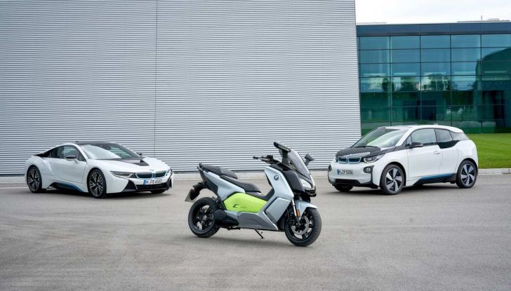 BMW Group, nel futuro mobilità elettrica, digitalizzazione​, condivisione​ e guida autonoma - Foto 6 di 17