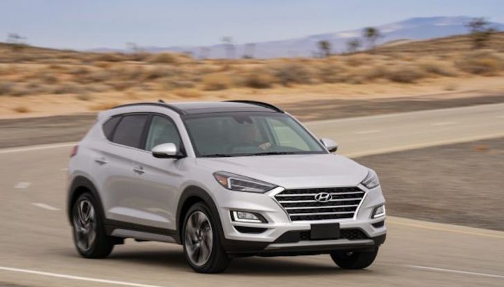 Hyundai Tucson Hybrid: il SUV diventa green - Foto 8 di 17
