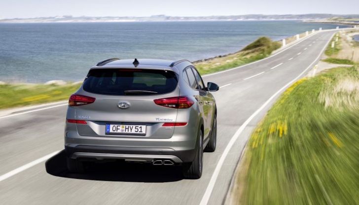 Hyundai Tucson Hybrid: il SUV diventa green - Foto 14 di 17
