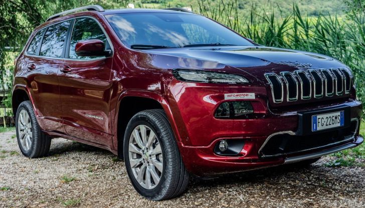 Test Drive Jeep Cherokee Overland, la prova del MultiJet da 200CV con 4×4 - Foto 27 di 27