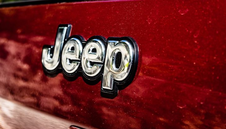 Test Drive Jeep Cherokee Overland, la prova del MultiJet da 200CV con 4×4 - Foto 20 di 27