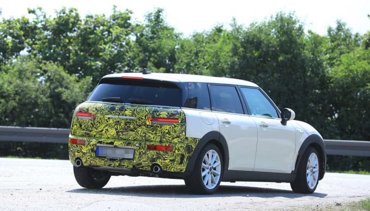 MINI Clubman, il facelift che introduce nuovi gruppi ottici - Foto 9 di 16