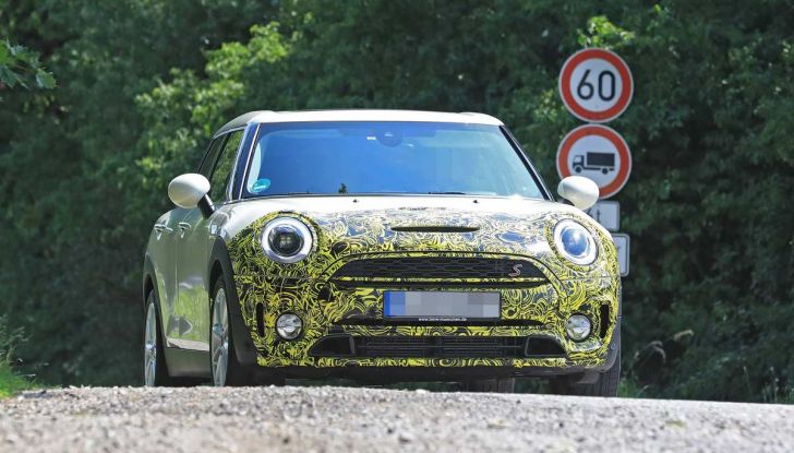 MINI Clubman, il facelift che introduce nuovi gruppi ottici - Foto 1 di 16