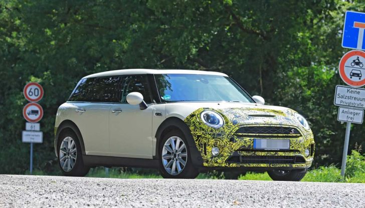 MINI Clubman, il facelift che introduce nuovi gruppi ottici - Foto 13 di 16