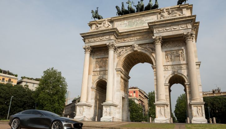 Mazda Vision Coupé 2018, la Concept dell’anno celebrata con l’arte - Foto 5 di 11