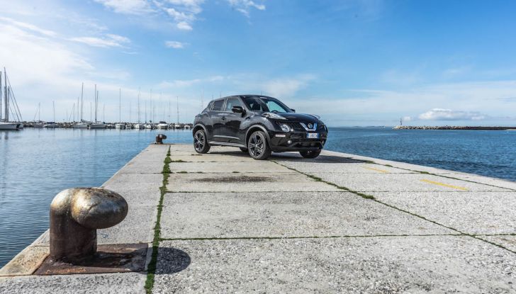 Prova Nissan Juke, Crossover Total Black con l’1.5 dCi da 110CV - Foto 1 di 37