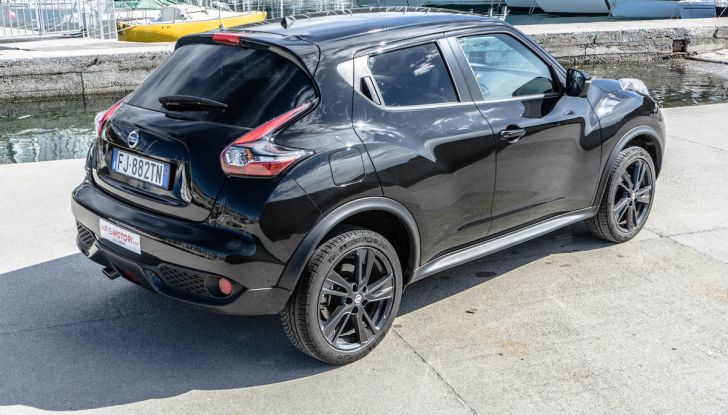 Prova Nissan Juke, Crossover Total Black con l’1.5 dCi da 110CV - Foto 32 di 37