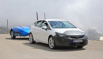 Opel Astra Facelift 2018, si avvicina il debutto della segmento C tedesca