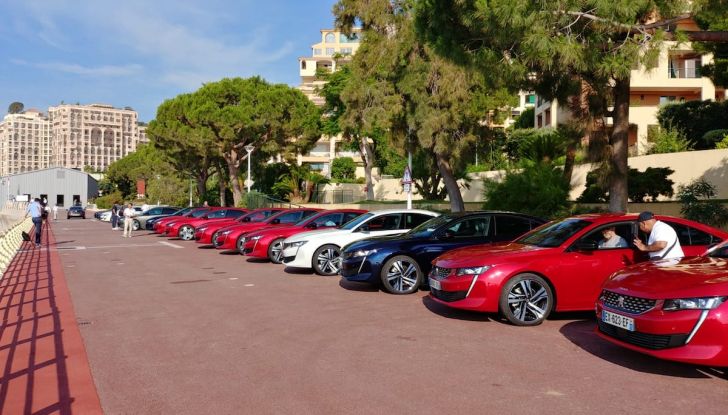 Test Drive Peugeot 508 2018: la berlina di lusso tra comfort e prestazioni - Foto 5 di 17