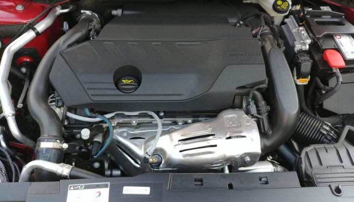 Test Drive Peugeot 508 2018: la berlina di lusso tra comfort e prestazioni - Foto 12 di 17