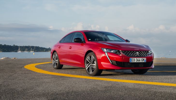 Test Drive Peugeot 508 2018: la berlina di lusso tra comfort e prestazioni - Foto 1 di 17