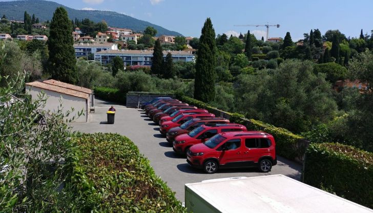 Prova nuovo Peugeot Rifter 2018: il multispazio pronto a tutto - Foto 8 di 22