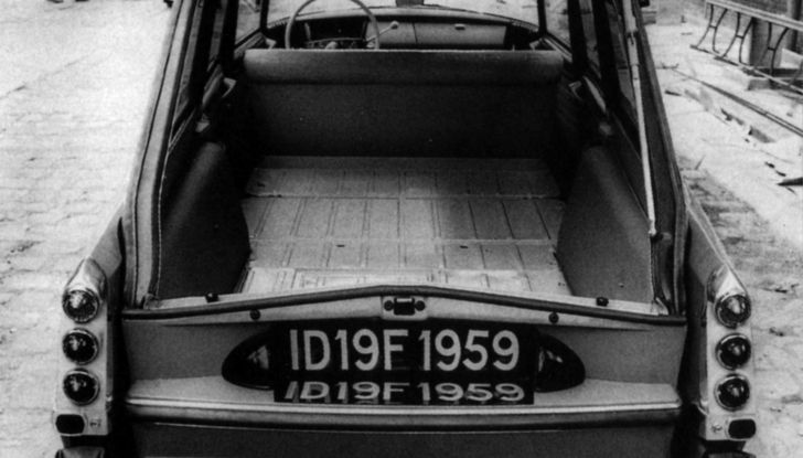 ID 19 Break, la prima station wagon di lusso europea - Foto 3 di 5