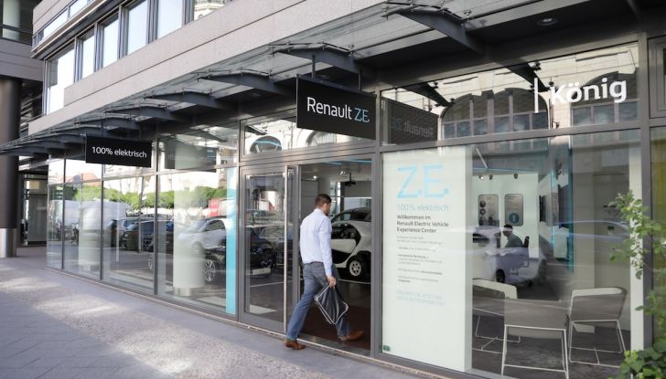 Renault Electric Vehicle Experience Center al debutto a Berlino - Foto 6 di 18