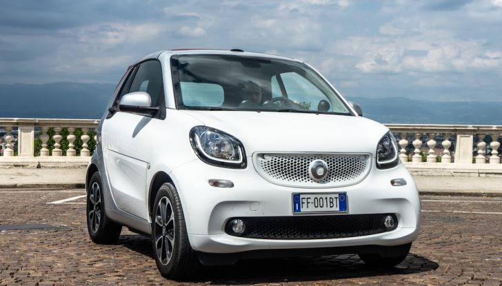 Prova Smart ForTwo Cabrio, la libertà della citycar per eccellenza - Foto 11 di 36