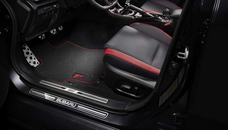 Subaru WRX STI Legendary Edition, versione speciale da 55 esemplari - Foto 7 di 10