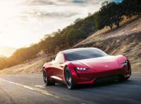 Tesla Roadster: la supercar da 1000 km di autonomia slitta al 2022