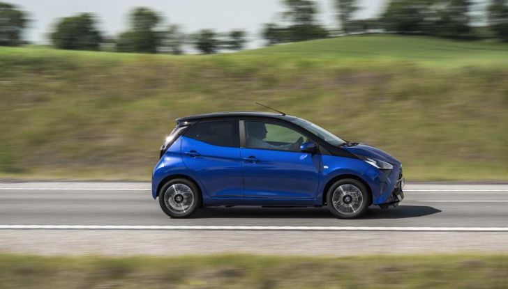 Nuova Toyota Aygo 2018, il lifting di mezza età - Foto 17 di 25