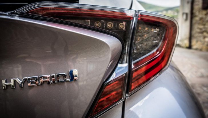 [VIDEO] Toyota C-HR 2018, La nostra prova dell’Hybrid SUV da 26Km/l - Foto 24 di 36