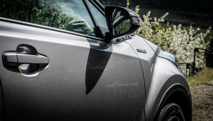 [VIDEO] Toyota C-HR 2018, La nostra prova dell’Hybrid SUV da 26Km/l - Foto 26 di 36