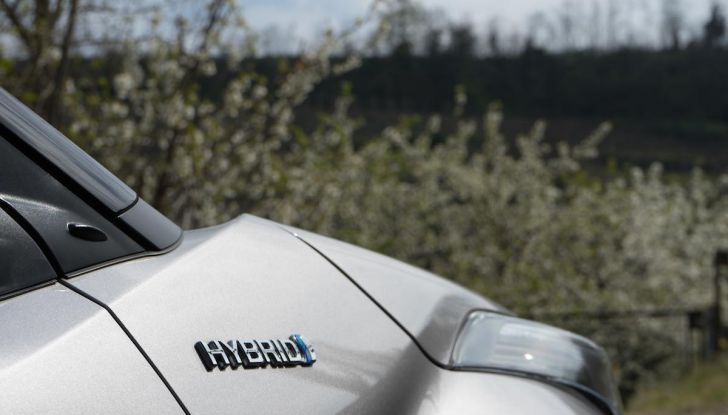 [VIDEO] Toyota C-HR 2018, La nostra prova dell’Hybrid SUV da 26Km/l - Foto 27 di 36