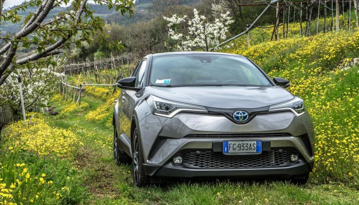 [VIDEO] Toyota C-HR 2018, La nostra prova dell’Hybrid SUV da 26Km/l - Foto 34 di 36