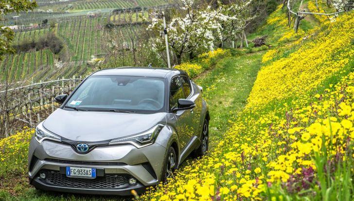 [VIDEO] Toyota C-HR 2018, La nostra prova dell’Hybrid SUV da 26Km/l - Foto 35 di 36