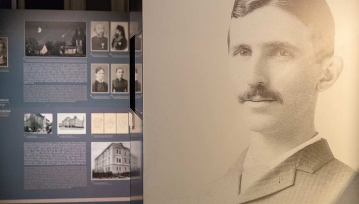 Infomotori.com premiato dalla rivista Raum&Zeit per il viaggio-tributo in onore di Nikola Tesla - Foto 2 di 33