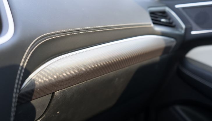 Ford S-Max Vignale, prova su strada: monovolume da 180CV e 7 posti - Foto 20 di 32