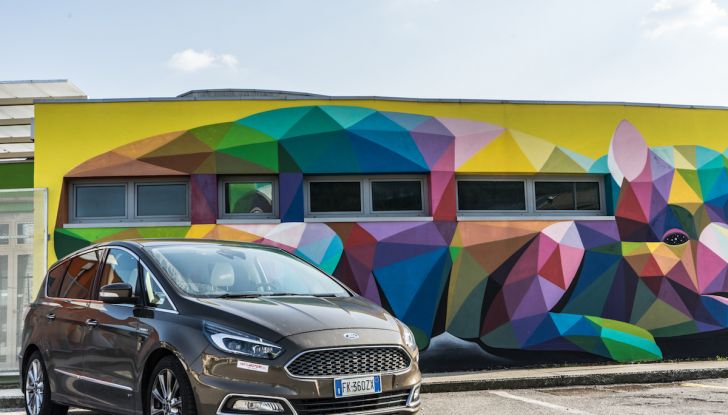 Ford S-Max Vignale, prova su strada: monovolume da 180CV e 7 posti - Foto 4 di 32