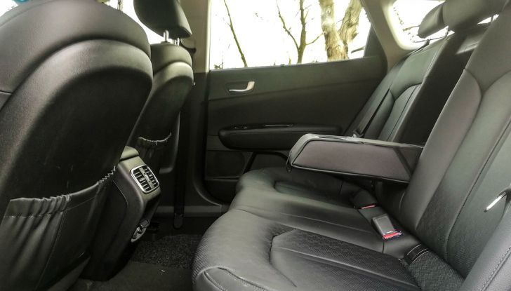 Kia Optima SW Plug-In Hybrid prova su strada, consumi e prestazioni - Foto 25 di 54