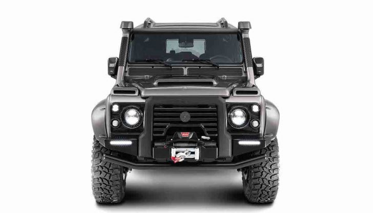 Land Rover Defender Ares, il V8 da 212.000 Euro arriva da Modena - Foto 8 di 9