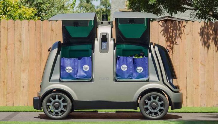 L’auto a guida autonoma consegna la spesa ordinata online - Foto 1 di 6