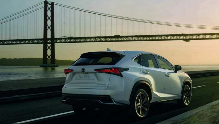 Lexus NX Sport Edition 2018: il nuovo allestimento dove domina il nero - Foto 3 di 10