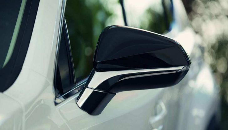 Lexus NX Sport Edition 2018: il nuovo allestimento dove domina il nero - Foto 5 di 10