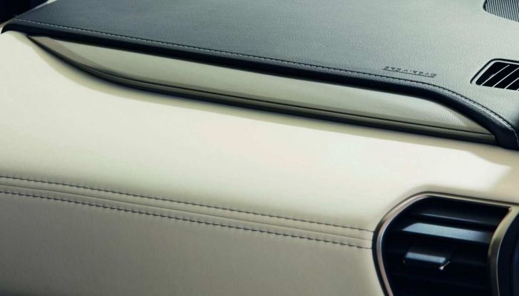 Lexus NX Sport Edition 2018: il nuovo allestimento dove domina il nero - Foto 9 di 10