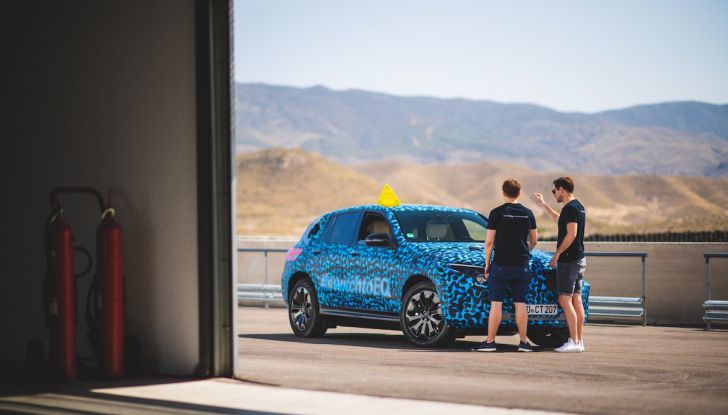 Mercedes EQC, prezzi e allestimenti del SUV elettrico - Foto 31 di 59