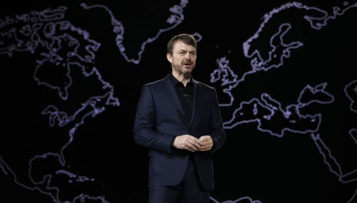 FCA dopo Marchionne: chi sono Mike Manley, Louis Camilleri e Suzanne Heywood - Foto 4 di 9