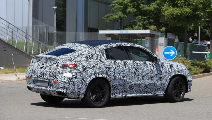 Nuova Mercedes GLE Coupè, test su strada della nuova generazione - Foto 19 di 19