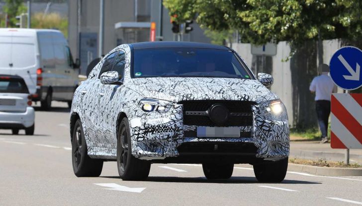 Nuova Mercedes GLE Coupè, test su strada della nuova generazione - Foto 15 di 19