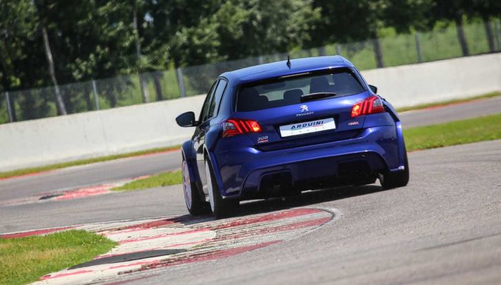 Peugeot 308 GTi Arduini Corse, bolide da 302 CV - Foto 12 di 12