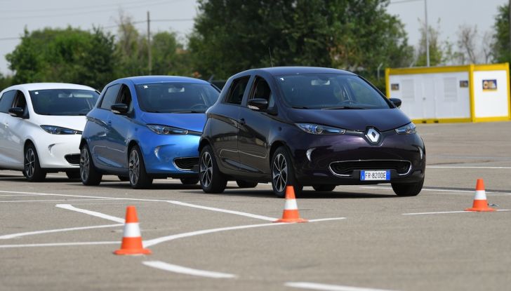 Renault Tecno 4All, in pista a Modena con la gamma 2018 - Foto 4 di 12