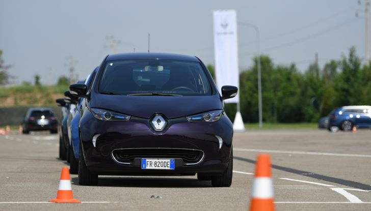 Renault Tecno 4All, in pista a Modena con la gamma 2018 - Foto 6 di 12