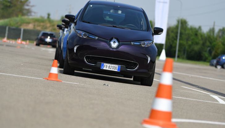 Renault Tecno 4All, in pista a Modena con la gamma 2018 - Foto 7 di 12