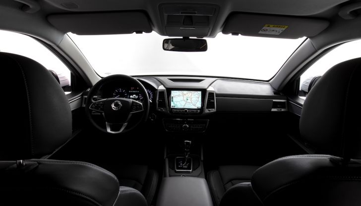 SsangYong Rexton Sports 2018: il pick-up pratico, solido e con 4WD - Foto 9 di 10