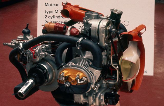 Il motore della 2CV fatto da un italiano - Foto 1 di 6