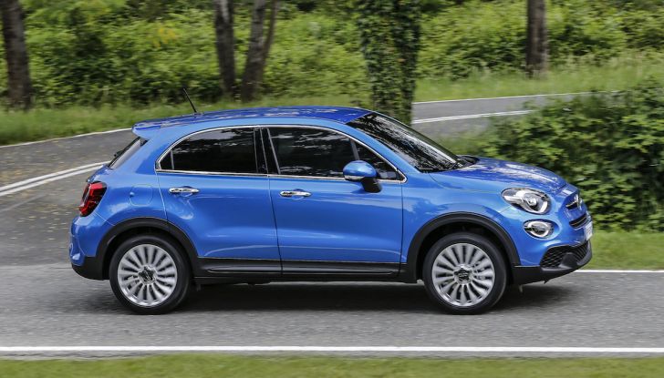 Nuova Fiat 500X 2018: nuovi motori, tecnologia e stile a 15.500€ - Foto 22 di 40