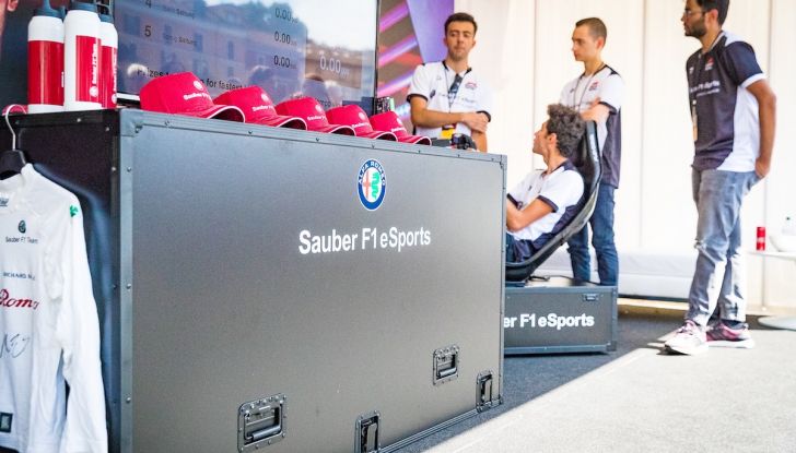 F1 Milan Festival 2018: la Formula Uno con Sauber Alfa Romeo nella capitale lombarda - Foto 7 di 33