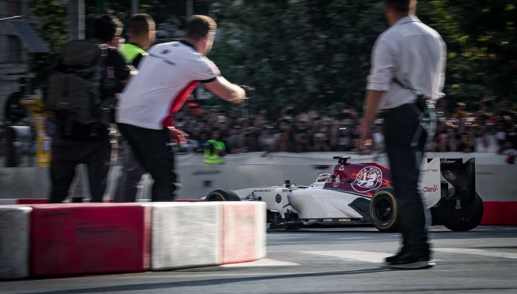 F1 Milan Festival 2018: la Formula Uno con Sauber Alfa Romeo nella capitale lombarda - Foto 23 di 33