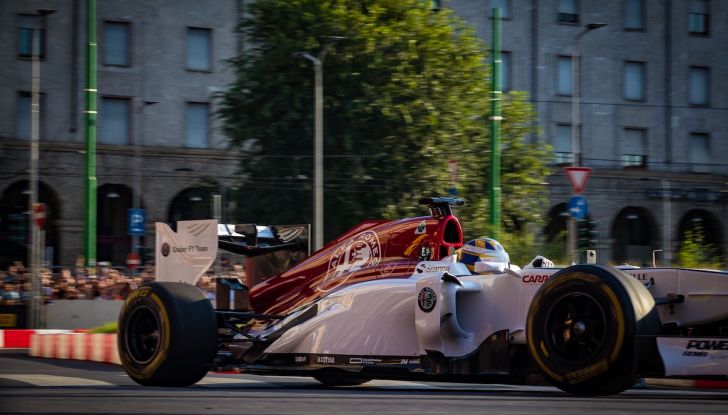 F1 Milan Festival 2018: la Formula Uno con Sauber Alfa Romeo nella capitale lombarda - Foto 1 di 33